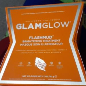 Glamglow flashmud vitamin c mask